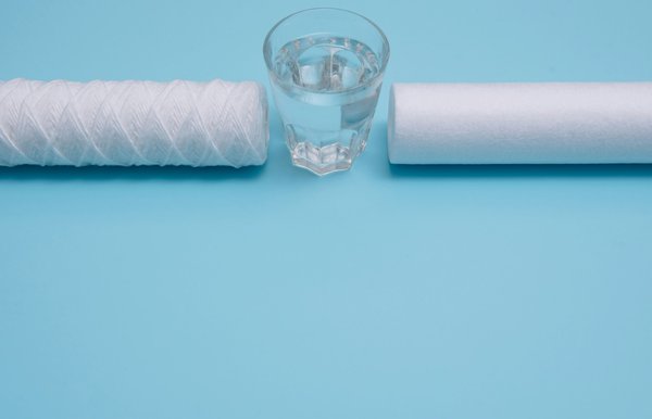 Tout savoir sur le filtre à eau par gravité : efficacité et choix
